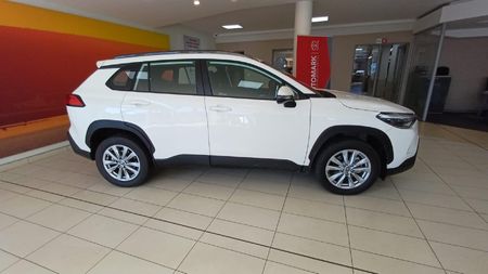2026-Toyota-Corolla-Cross-18-XS_3
