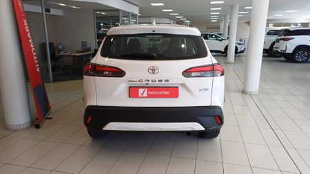 2026-Toyota-Corolla-Cross-18-XS_4