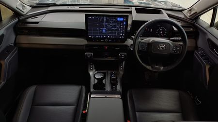 2026-Toyota-RAV4-25-VX-Hybrid-CVT-Auto-E-Four_5