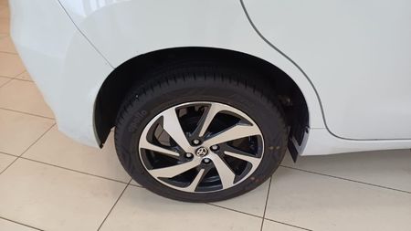 2026-Toyota-Starlet-15-XR_10