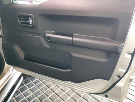 2025-Suzuki-Jimny-15-GLX-AllGrip-5-Door-Auto_13