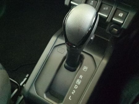2025-Suzuki-Jimny-15-GLX-AllGrip-5-Door-Auto_23