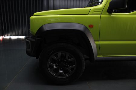 2023-Suzuki-Jimny-15-GL-AllGrip-5-Door_17