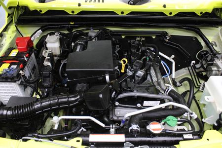 2023-Suzuki-Jimny-15-GL-AllGrip-5-Door_18
