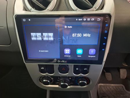 2020-Nissan-NP200-16-SE_12