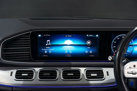 2023-Mercedes-Benz-GLE-400d-AMG_9