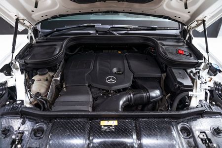2023-Mercedes-Benz-GLE-400d-AMG_16
