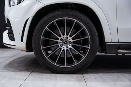 2023-Mercedes-Benz-GLE-400d-AMG_5
