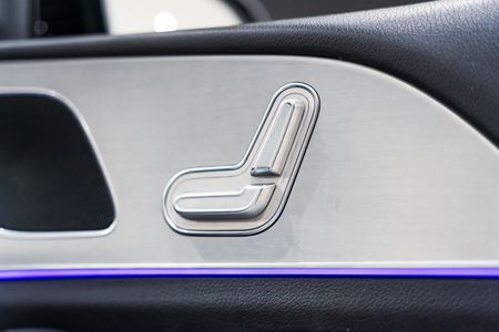 2023-Mercedes-Benz-GLE-400d-AMG_6