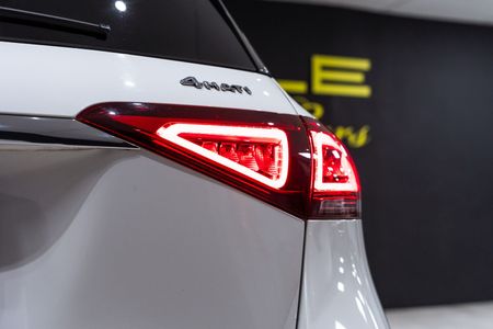 2023-Mercedes-Benz-GLE-400d-AMG_7