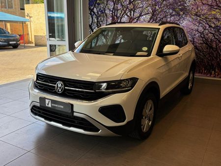2024-Volkswagen-T-Cross-10-TSI-Life-Auto_2