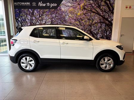 2024-Volkswagen-T-Cross-10-TSI-Life-Auto_3