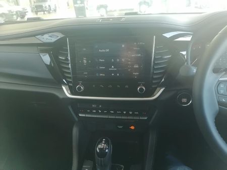 2026-Isuzu-Mu-x-30D-HR-LSE-Auto_16