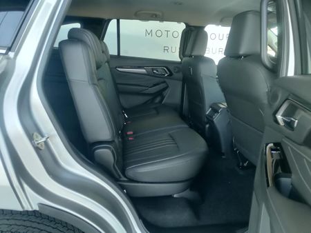 2026-Isuzu-Mu-x-30D-HR-LSE-Auto_6