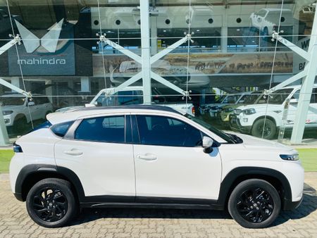 2024-Suzuki-Fronx-15-GL_2