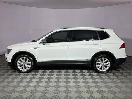 2020-Volkswagen-Tiguan-Allspace-14-TSI-Comfortline-Auto-110kW_18