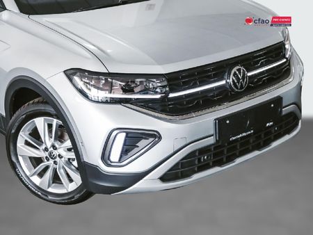 2026-Volkswagen-T-Cross-10-TSI-Life-Auto_1