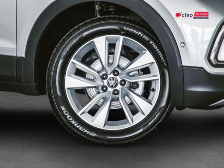 2026-Volkswagen-T-Cross-10-TSI-Life-Auto_4