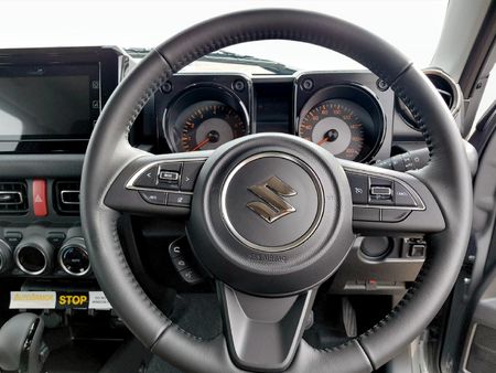 2026-Suzuki-Jimny-15-GLX-Auto_12