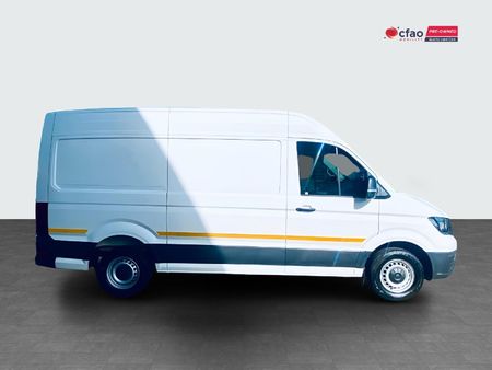 2026-Volkswagen-Crafter-35-20TDi-MWB-103kW-4MOT-FC-PV_6