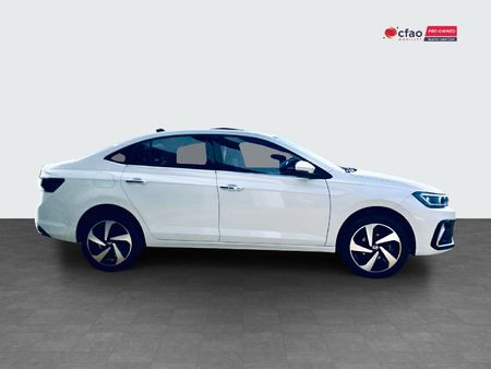 2025-Volkswagen-Polo-Sedan-10TSI-Style_14