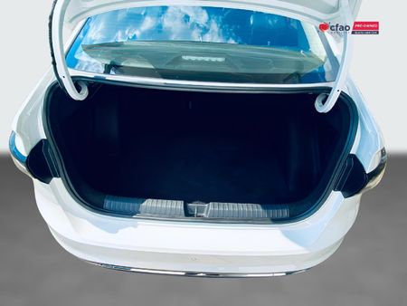 2025-Volkswagen-Polo-Sedan-10TSI-Style_15