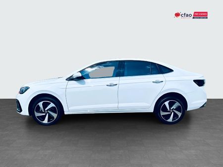 2025-Volkswagen-Polo-Sedan-10TSI-Style_8