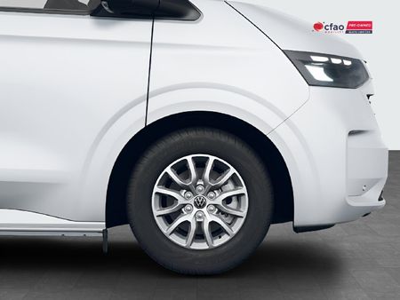2026-Volkswagen-Kombi-20-TDI-Commerce-Auto-125kw_6