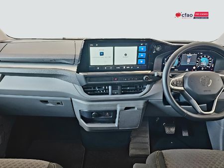 2026-Volkswagen-Kombi-20-TDI-Commerce-Auto-125kw_7
