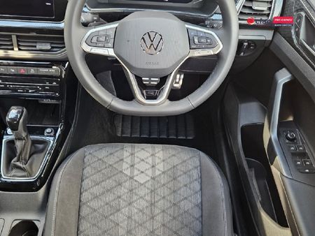2026-Volkswagen-T-Cross-10-TSI-R-Line-Auto_10