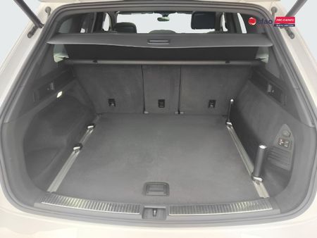 2019-Volkswagen-Touareg-30-TDI-V6-Luxury_10