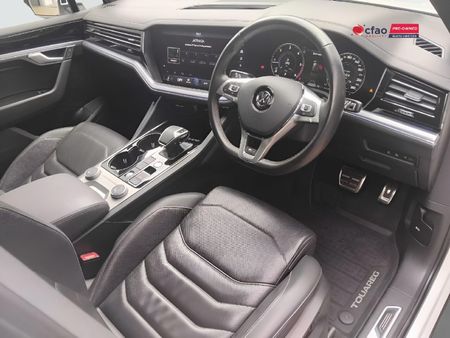 2019-Volkswagen-Touareg-30-TDI-V6-Luxury_11