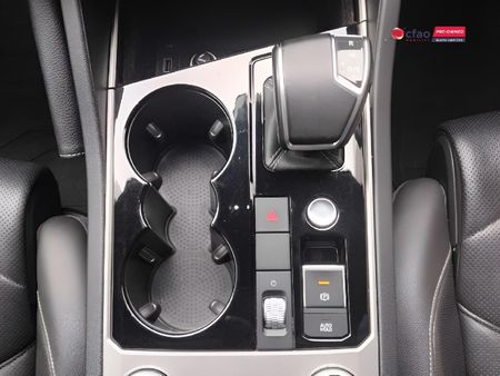 2019-Volkswagen-Touareg-30-TDI-V6-Luxury_15