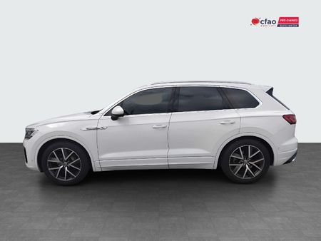 2019-Volkswagen-Touareg-30-TDI-V6-Luxury_4