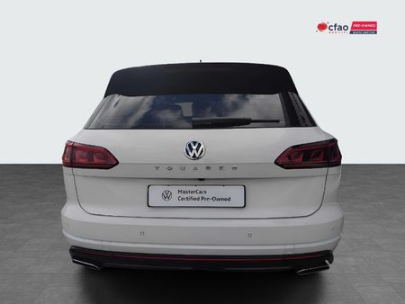 2019-Volkswagen-Touareg-30-TDI-V6-Luxury_6