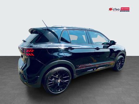 2026-Volkswagen-T-Cross-10-TSI-R-Line-Auto_5