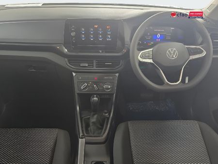 2026-Volkswagen-T-Cross-10-TSI-Auto_7