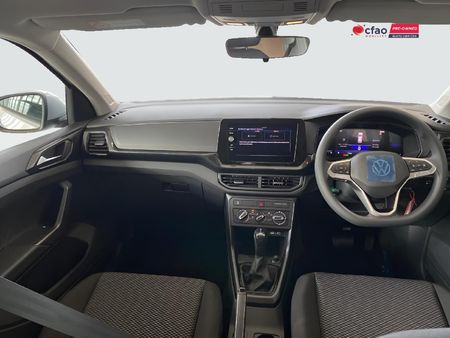 2026-Volkswagen-T-Cross-10-TSI-Auto_11