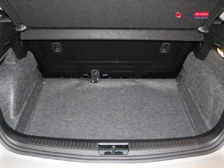 2026-Volkswagen-Polo-Vivo-14_9