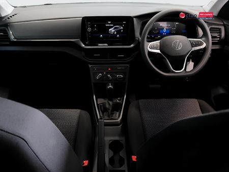 2026-Volkswagen-T-Cross-10-TSI-Auto_11