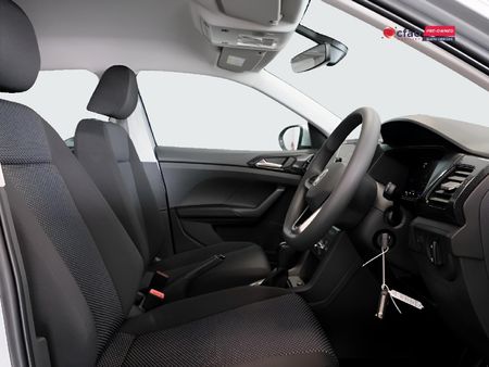 2026-Volkswagen-T-Cross-10-TSI-Auto_5