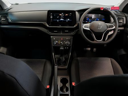 2026-Volkswagen-T-Cross-10-TSI-Auto_15