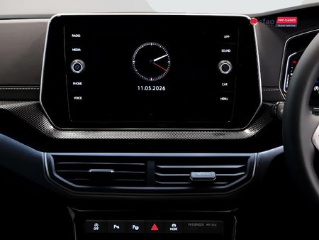 2026-Volkswagen-T-Cross-10-TSI-R-Line-Auto_16