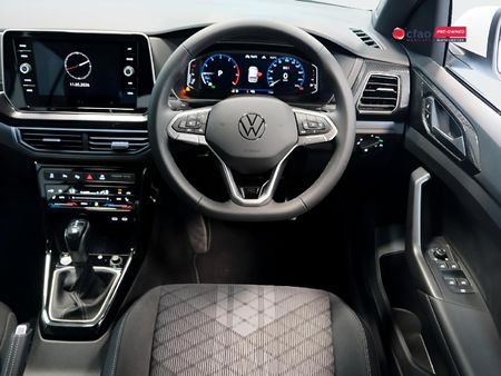 2026-Volkswagen-T-Cross-10-TSI-R-Line-Auto_19