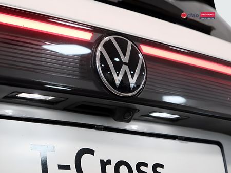 2026-Volkswagen-T-Cross-10-TSI-R-Line-Auto_25