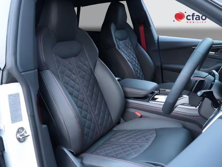 2026-Audi-SQ8-Quattro-Auto-Black-Edition-373kw_12