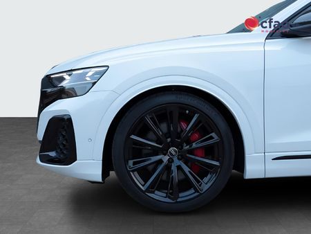 2026-Audi-SQ8-Quattro-Auto-Black-Edition-373kw_5