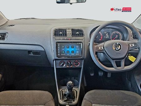 2026-Volkswagen-Polo-Vivo-14-Life_11