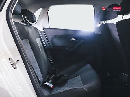 2026-Volkswagen-Polo-Vivo-16-Life_13