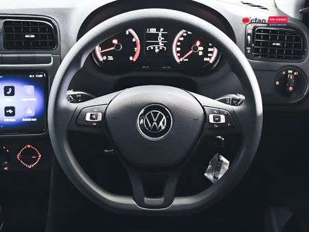 2026-Volkswagen-Polo-Vivo-16-Life_15
